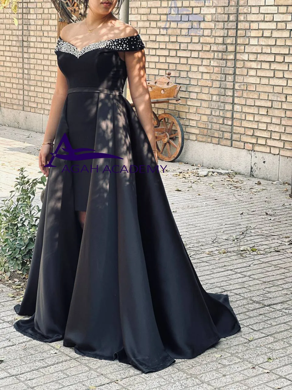 آموزشگاه آگاه